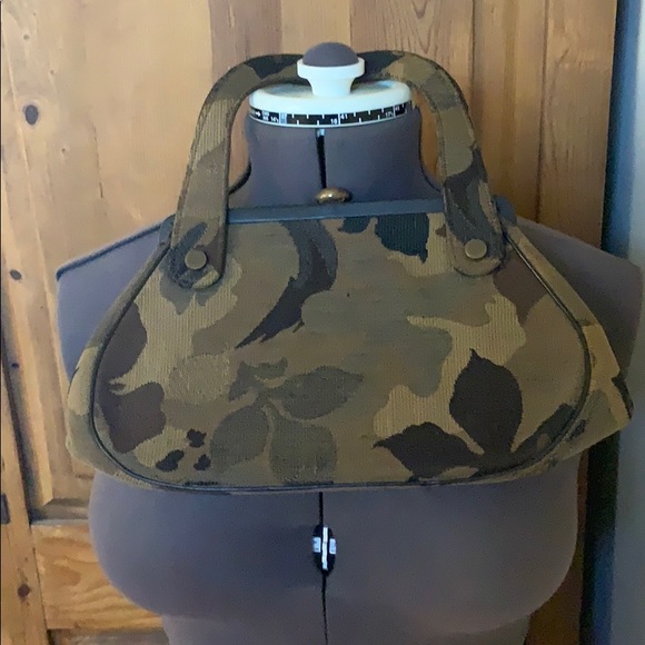 Cute little camo bag - Picture 1 of 2